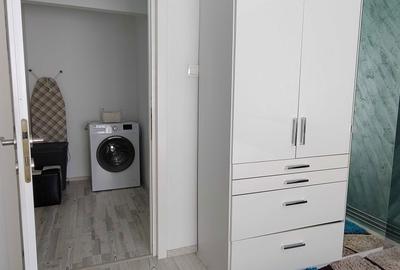 Apartament cu 2 camere semidecomandat în Ostroveni - 1