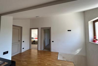 Casa P+1+M, 370 MP teren, 225 MP utili, Central - 14