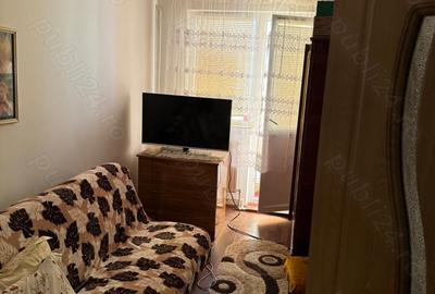 Apartament cu 3 camere decomandat în Caracal - 6