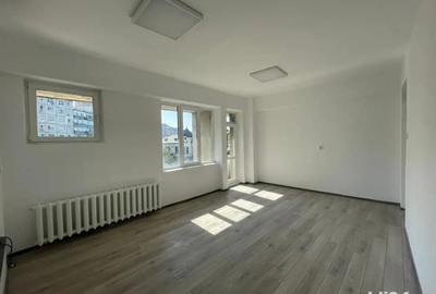 Spațiu comercial, de 23 mp, în Independenței - 1