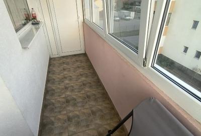 Apartament cu 3 camere decomandat în Florești - 7