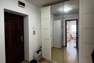 Garsonieră decomandată, mobilată în Tei - 11