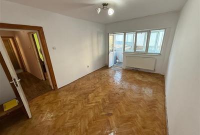 APARTAMENT 3 CAMERE, ETAJ 1, REPUBLICI - 3