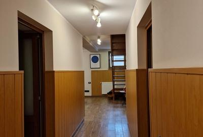 Casă cu 4 camere în Central - 13