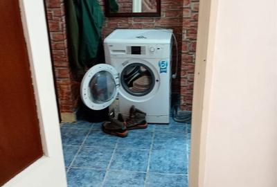 Garsonieră decomandată în Central - 7