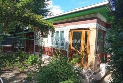 Casă cu 4 camere cu Teren 250 Mp în Nicolina - 1