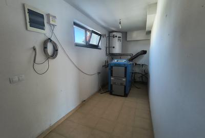 Casă individuală cu 4 camere cu Teren 796 Mp în Periferie - 11