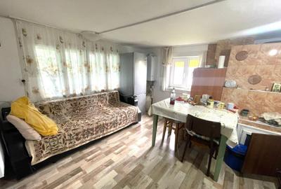 Casă cu 3 camere cu Teren 1499 Mp în Fălticeni - 3