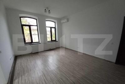 Casa cu 4 camere, 161 mp utili, teren cu 512 mp, Ultracentra Casa cu 4 camere, 161 mp utili, teren cu 512 mp, Ultracentra - 4