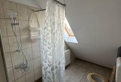 Apartament cu 3 camere decomandat în Central - 1