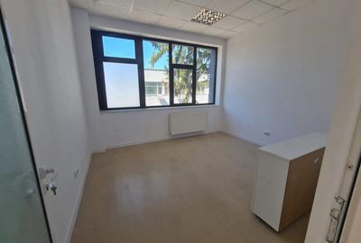 Spațiu comercial, de 23 mp, în Nord