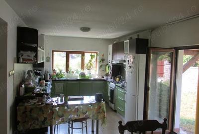 Casă cu 4 camere cu Teren 500 Mp în Vulcan - 9