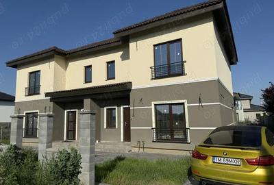 Casă cu 4 camere în Central - 3