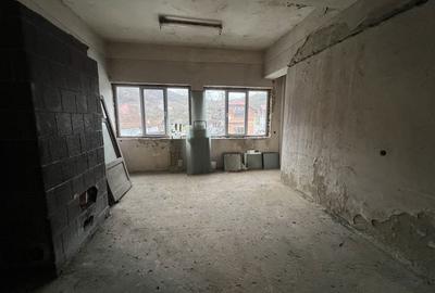 Spațiu comercial, în Horea - 2