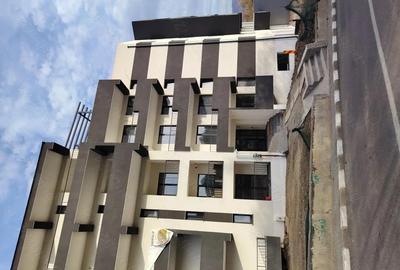 Apartament cu 3 camere decomandat în Ostroveni - 2