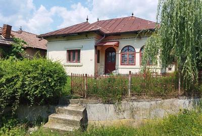 Casă cu 5 camere în Boteni - 4