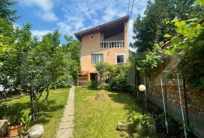 Casă cu 3 camere decomandat cu Teren 170 Mp în Grigorescu - 2