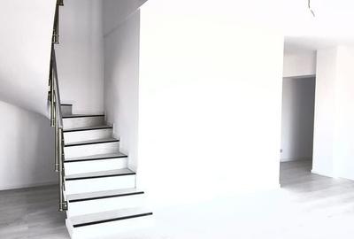 Apartament cu 5 camere decomandat în Pantelimon - 12