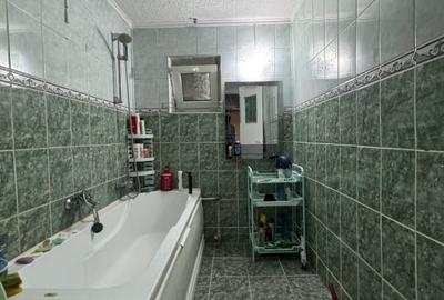 Apartament cu 3 camere decomandat, mobilat în Sebastian - 13