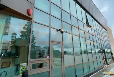 Spațiu comercial, de 240.30000305176 mp, în Faleza Nord - 2