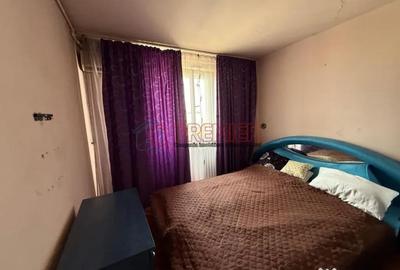 Apartament cu 3 camere decomandat în Apărătorii Patriei - 5