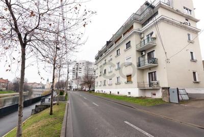 RECO . Studio Ultracentral . - 6