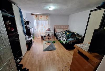 Casă cu 3 camere cu Teren 383 Mp în Șerbănești - 14