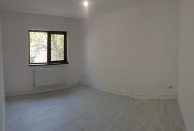 Casă individuală cu 4 camere cu Canalizare în Valu lui Traian - 4