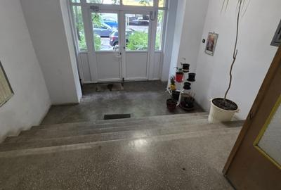 Aviatiei, Metrou Aurel Vlaicu - 14