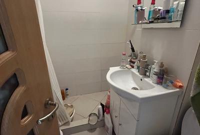 Garsoniera Dristor 33 Mp Parter Bloc 1982 Centrala Proprie 12 Min Metrou - 4