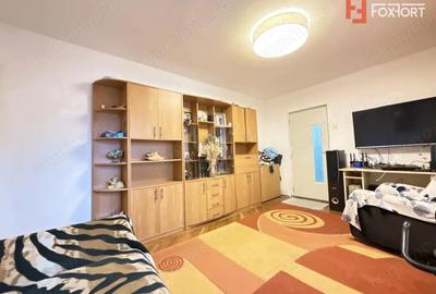 Apartament cu 3 camere semidecomandat în Gheorghe Lazăr - 2