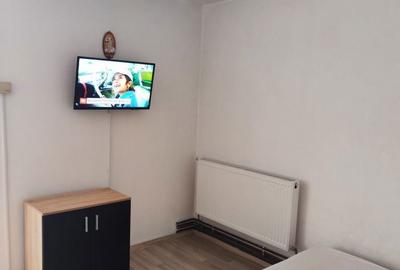 Garsonieră semidecomandată în 9 Mai - 1