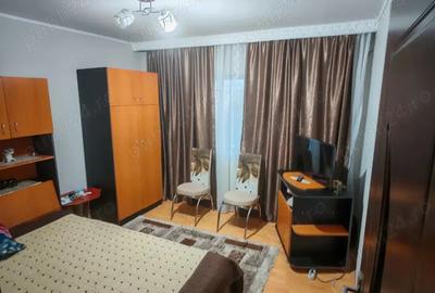 Vand apartament cu 2 camere, ultracentral - 2