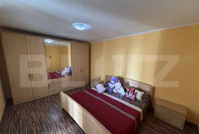 Casă cu 7 camere cu Teren 407 Mp în Romanești - 4