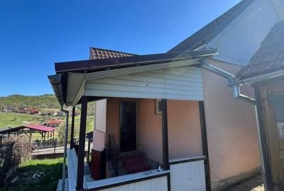 Casă cu 2 camere cu Teren 1281 Mp în Central - 5