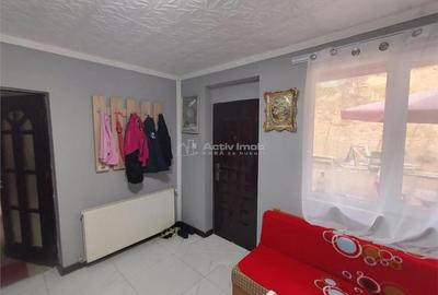 Casă cu 4 camere cu Teren 900 Mp în Petroșnița - 18