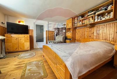 Casă individuală cu 8 camere cu Teren 880 Mp în Sud-Est - 3