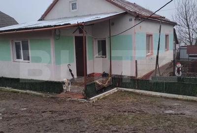 Casă cu 3 camere în Dărmănești - 9