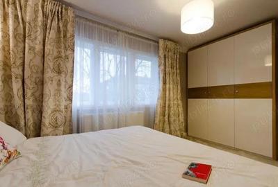 Apartament cu 3 camere semidecomandat în Circumvalațiunii