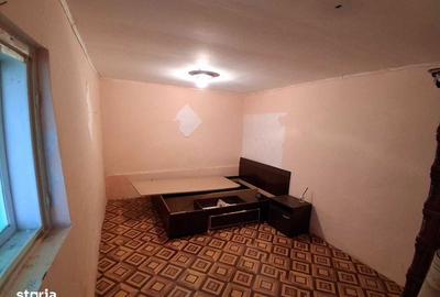 Casă cu 4 camere cu Teren 90 Mp în Rahova - 2