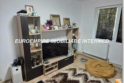 Apartament cu 2 camere semidecomandat ,km 4-5 - 3