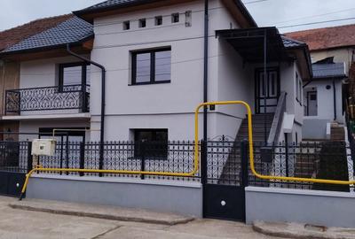 Casă cu 4 camere în Hășdat - 2