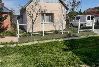 Casă cu Teren 17 Mp în Ardud - 3