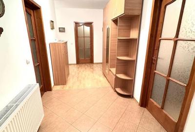 Apartament cu 4 camere decomandat în Sud - 1
