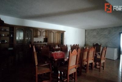 Casa individuala 6 camere, Sanmihaiu Roman - Garaj, anexe, panouri fotovoltaice - 3