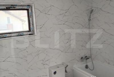 Casă cu 7 camere cu Teren 600 Mp în Central