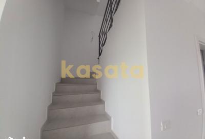 Casă cu 3 camere cu Canalizare în Central - 15