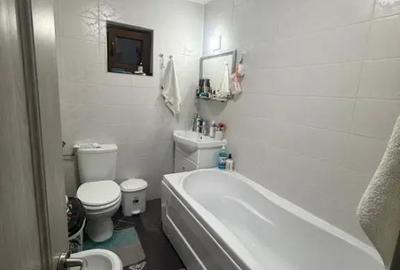 Apartament cu 4 camere decomandat în Central - 8