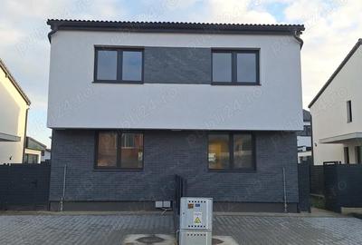 Casă cu 3 camere cu Teren 210 Mp în Sânpetru - 9