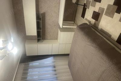 Apartament cu 3 camere decomandat în Cornișa - 6